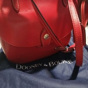 Dooney & Bourke Red Leather Women's Bag
